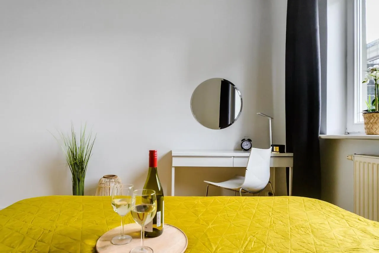 Lumina 3 Bedroom Apart Park Szczesliwicki Varšava 0*,  Polsko