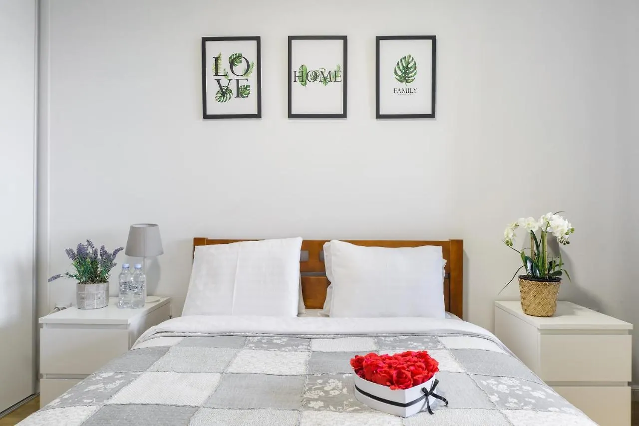 Lumina 3 Bedroom Apart Park Szczesliwicki Warsaw 0*,